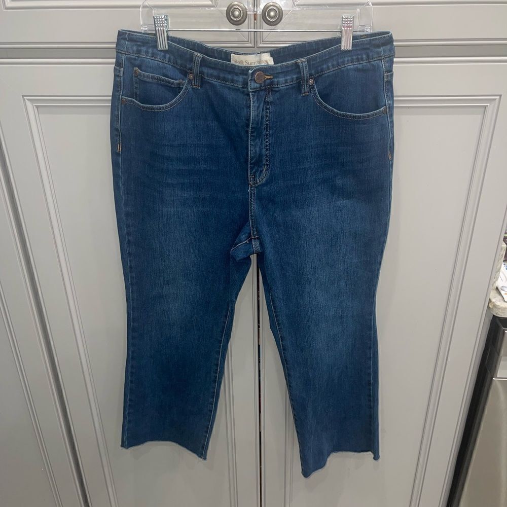 Soft Surroundings Women’s High rise raw hem cropped jeans size 16P